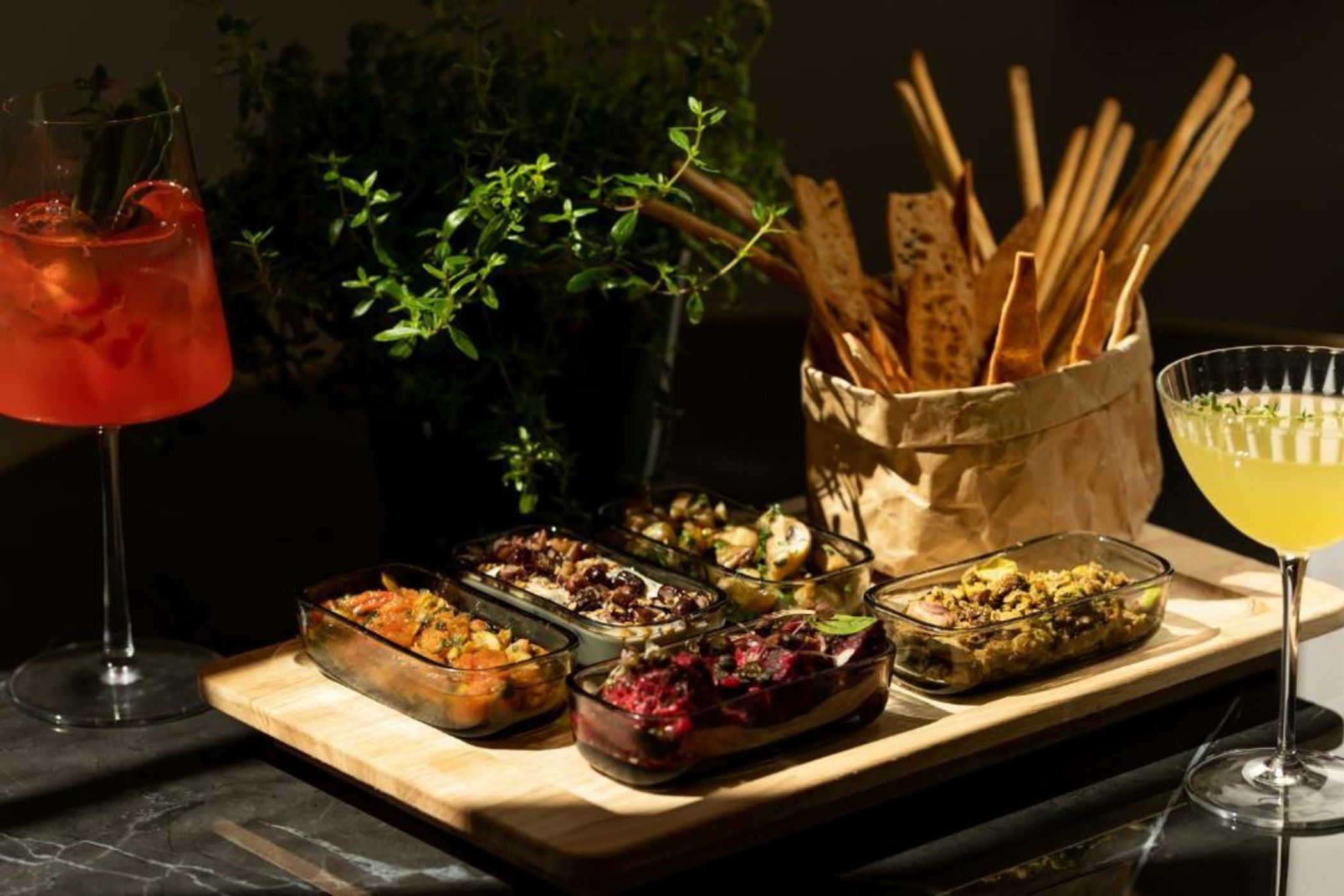 Sapphire House Antwerp, Autograph Collection