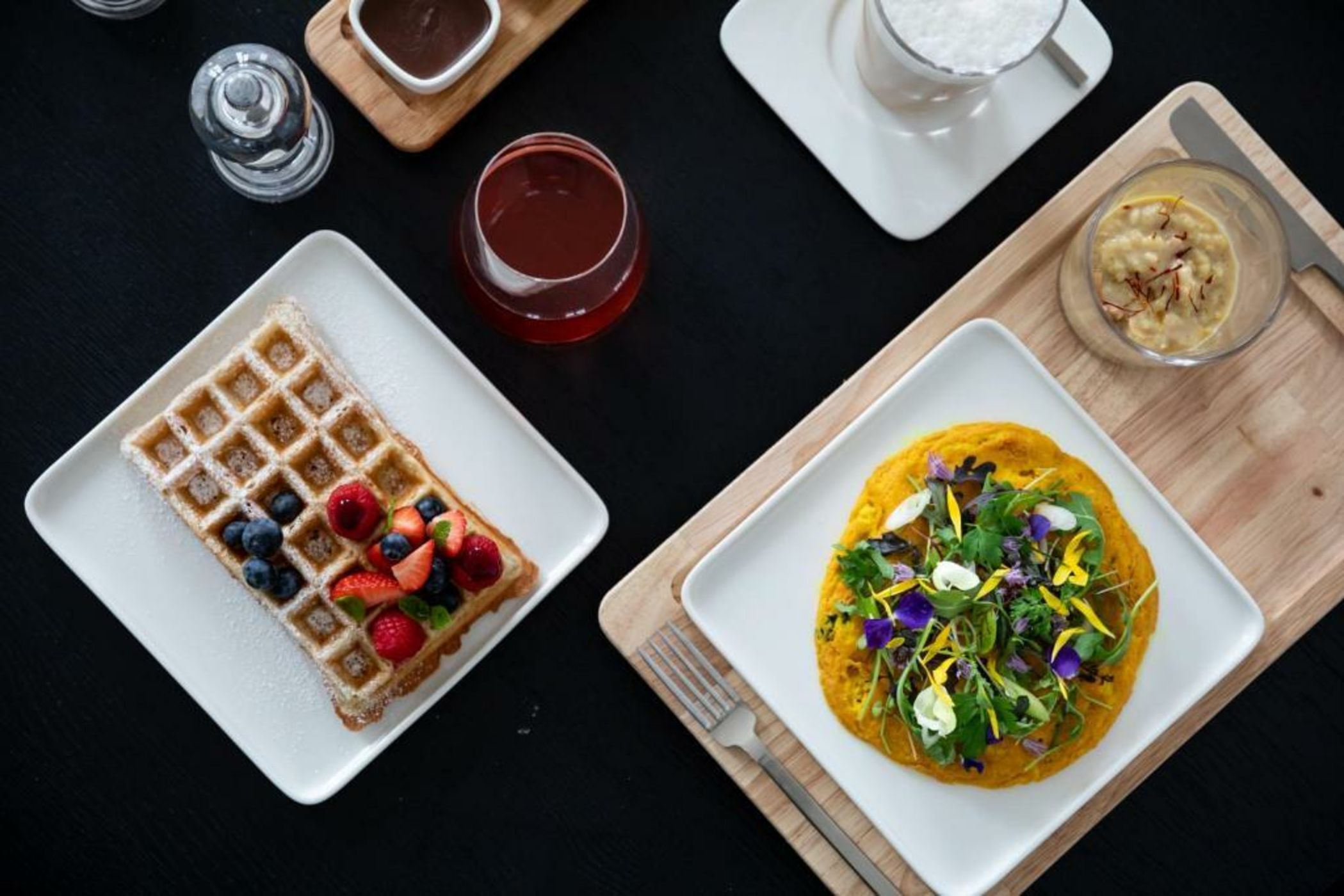 Sapphire House Antwerp, Autograph Collection