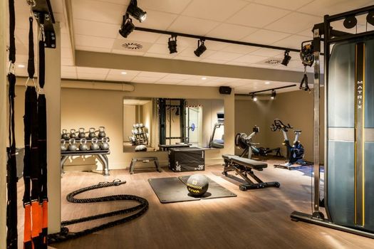 Sapphire House Antwerp, Autograph Collection