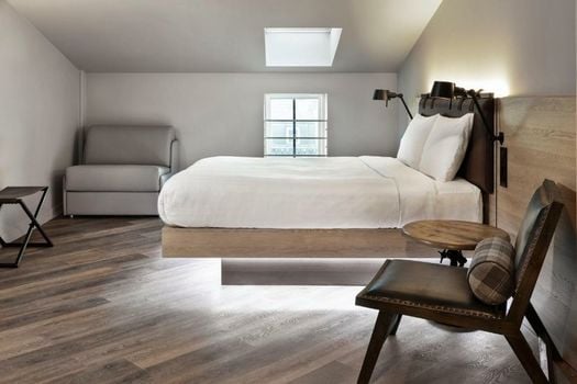 Moxy Lille City