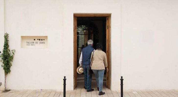 Taller de Juan - Casa Hotel