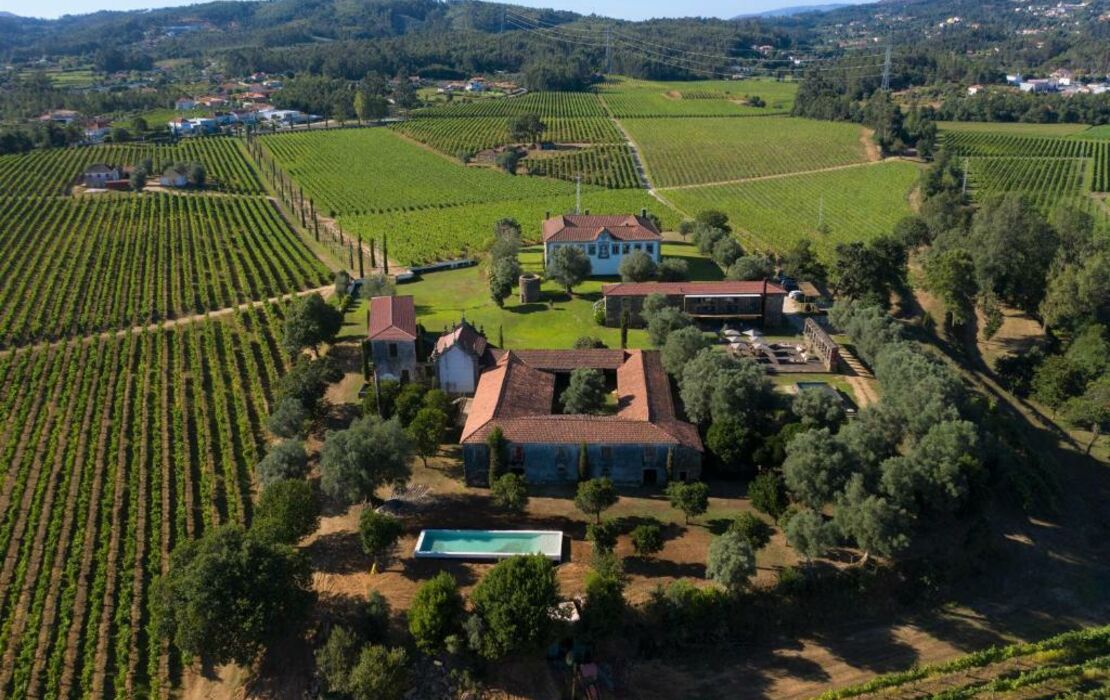 Terva Roso Terra Rosa Country House & Vineyards, a Design Boutique Hotel Ponte de ...