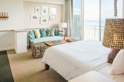 Kaimana Beach Hotel