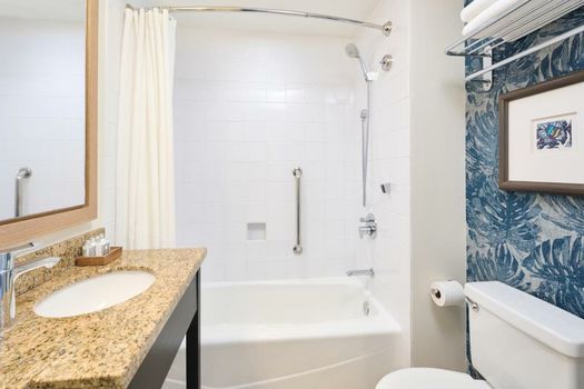 Kaimana Beach Hotel