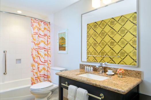 Kaimana Beach Hotel