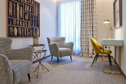 Ansares Hotel