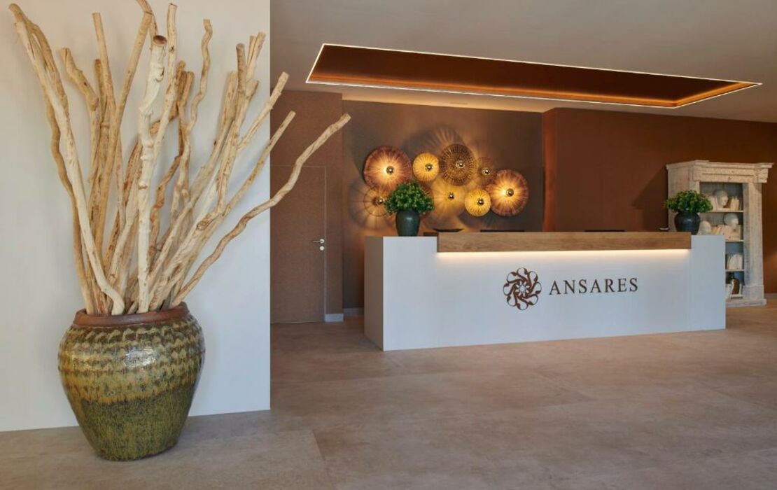 Ansares Hotel