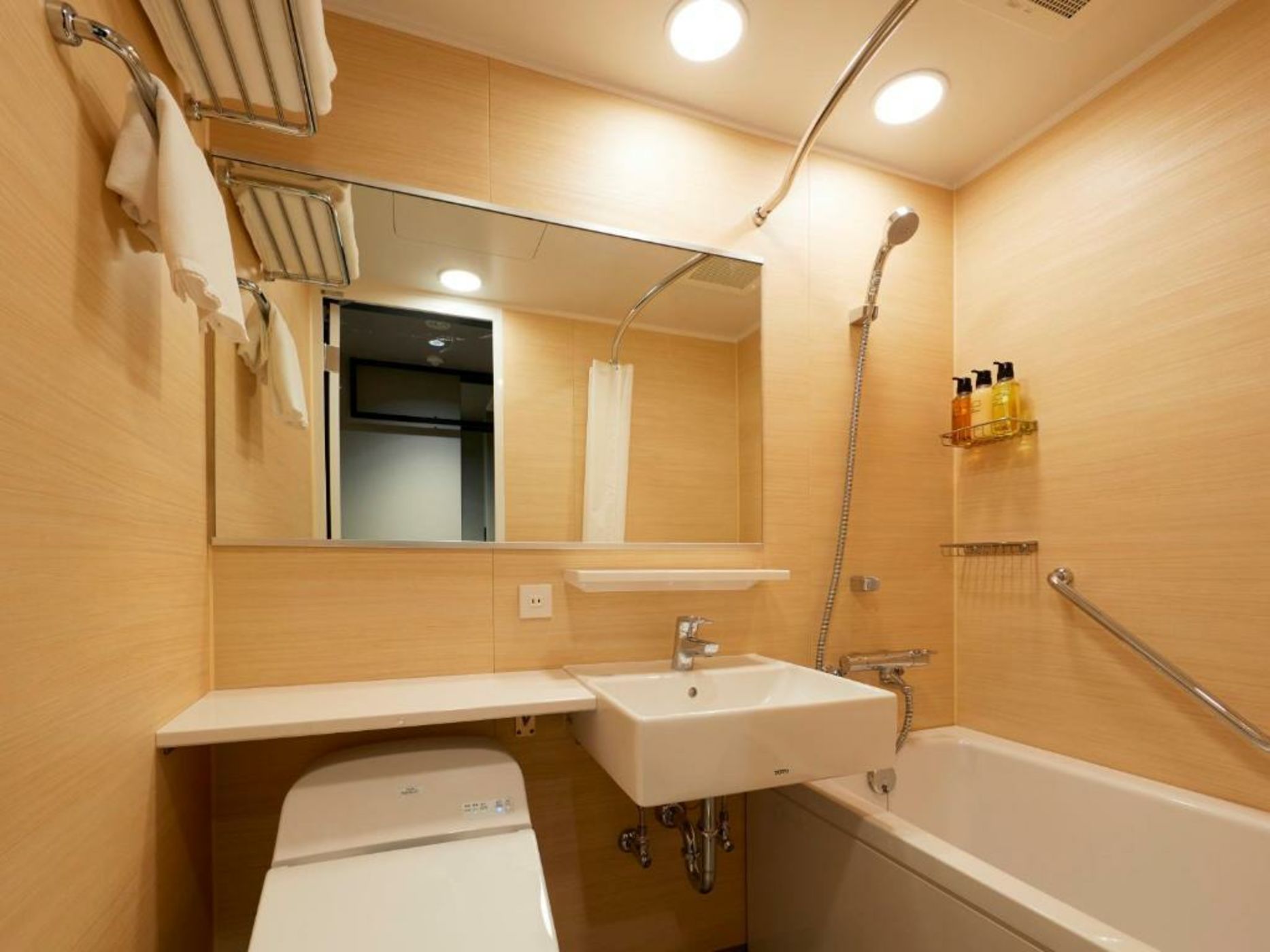 hotel androoms Shin-Osaka