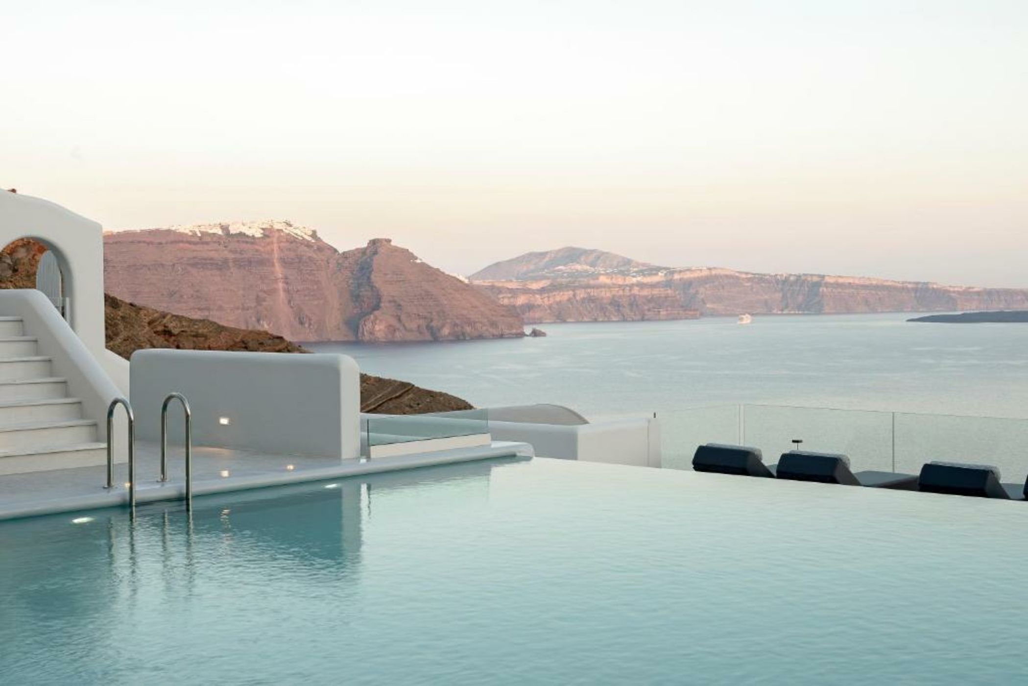 Hom Santorini