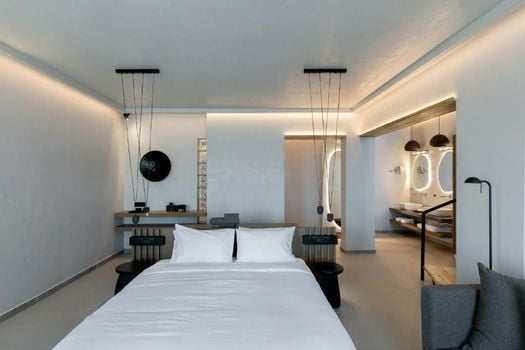 Hom Santorini