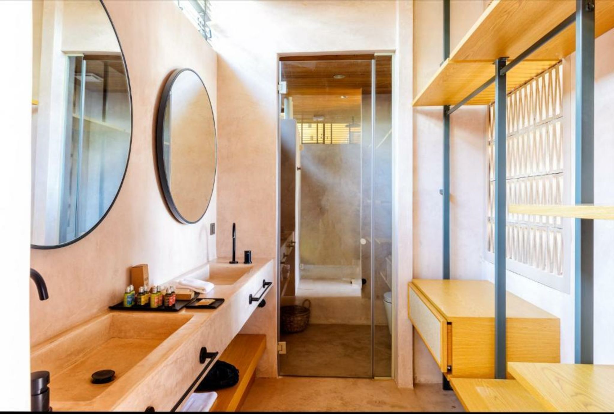 Birdcage 33 Hotel - Adult Only