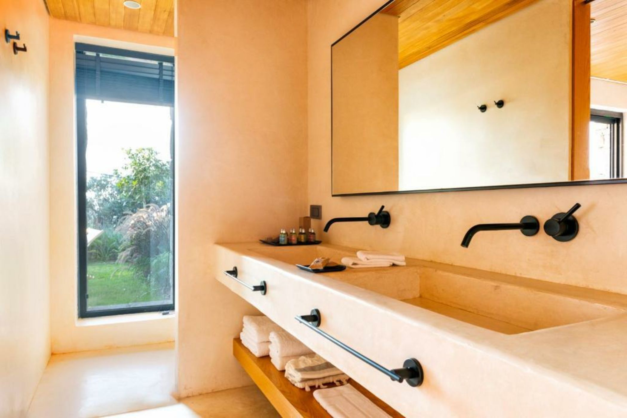 Birdcage 33 Hotel - Adult Only