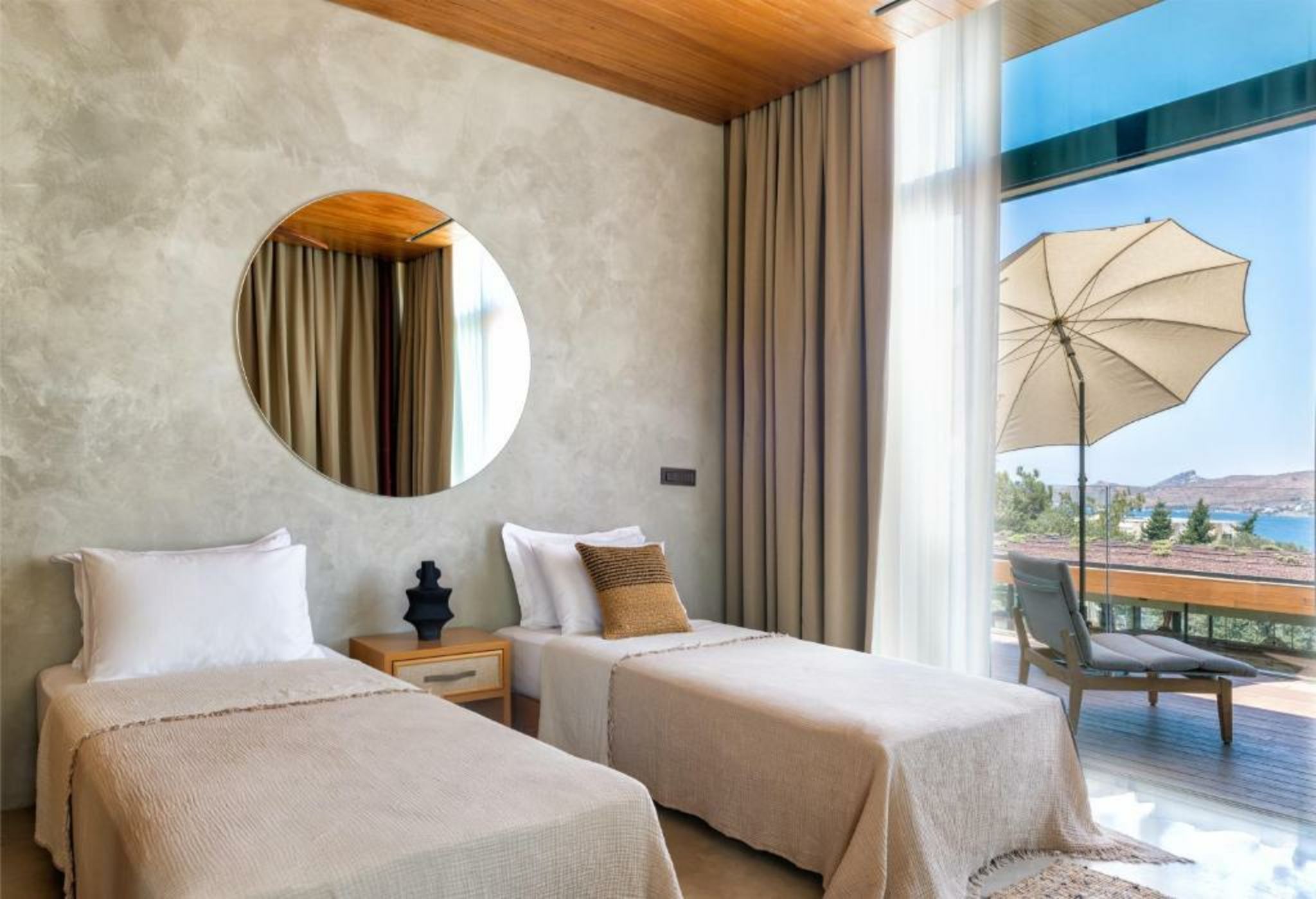 Birdcage 33 Hotel - Adult Only