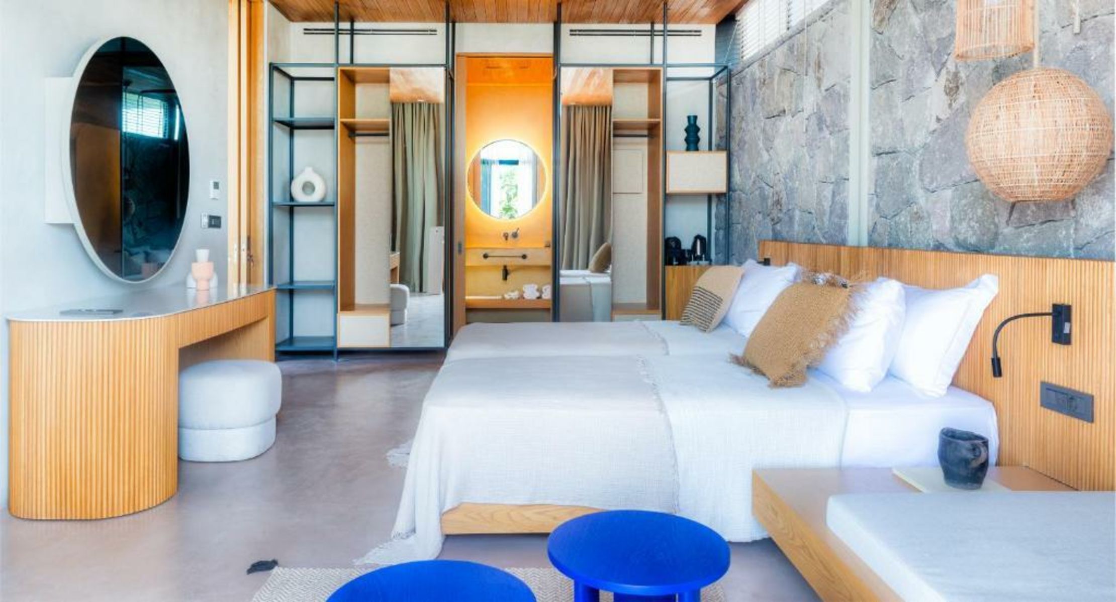 Birdcage 33 Hotel - Adult Only