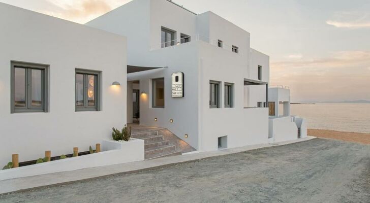 Paros Cape Suites