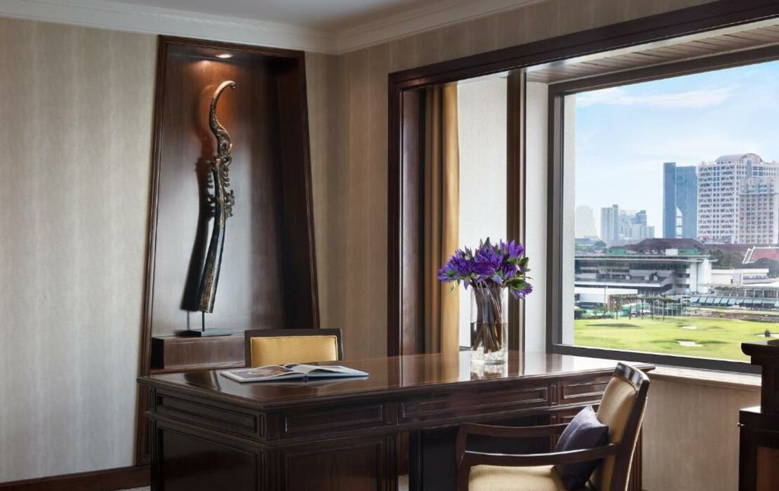 Anantara Siam Bangkok Hotel