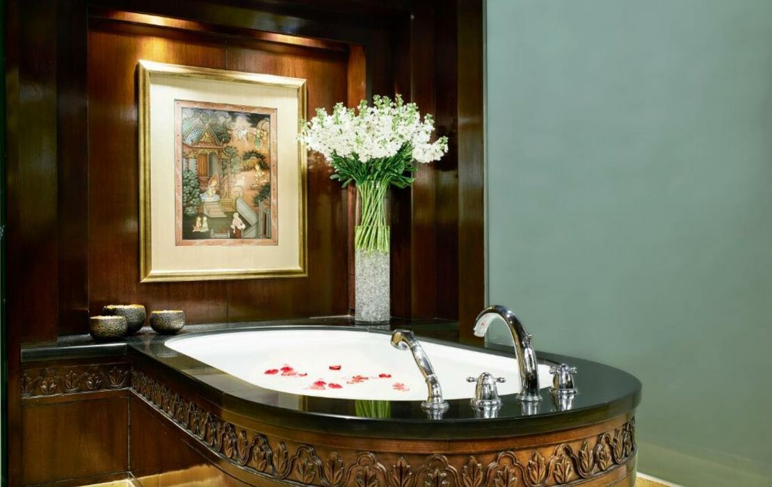 Anantara Siam Bangkok Hotel