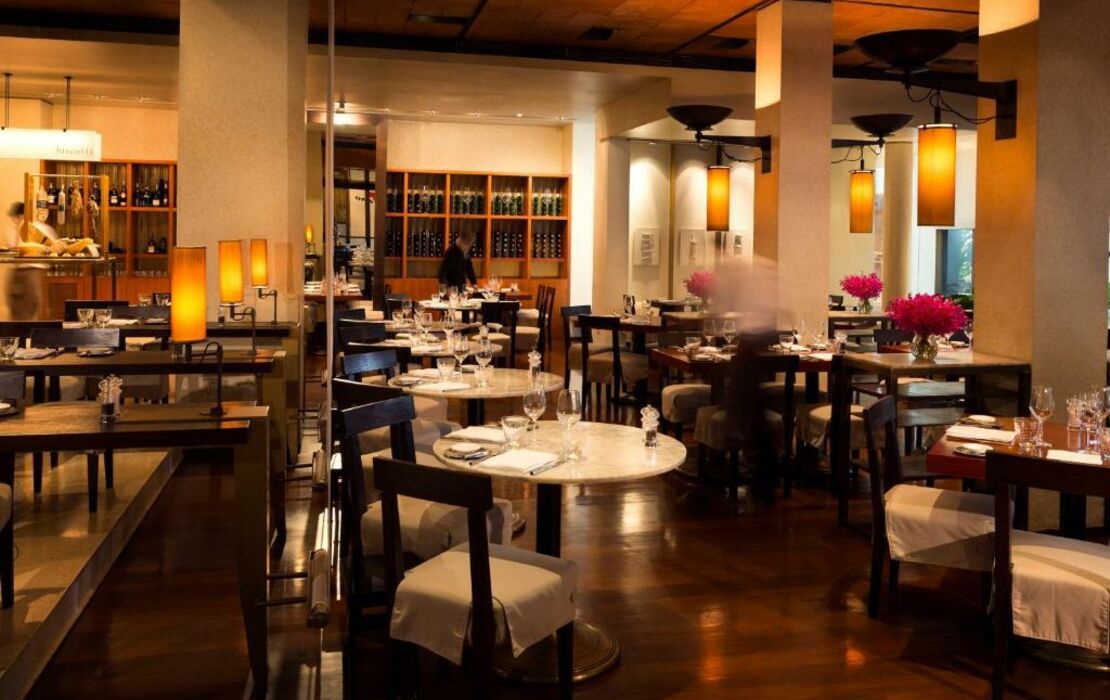 Anantara Siam Bangkok Hotel