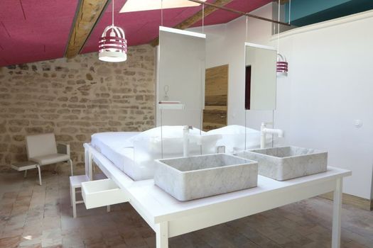 La Ferme HI bride