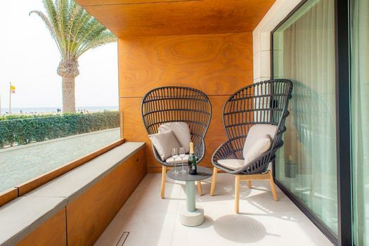 TenSuites