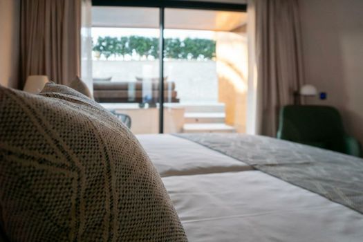 TenSuites
