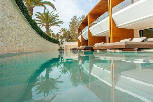 TenSuites