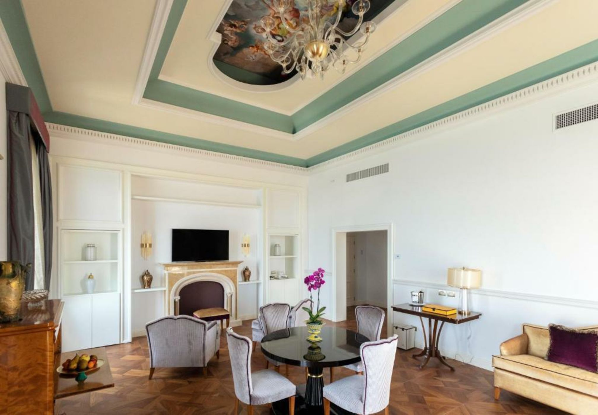 Grand Hotel Des Etrangers