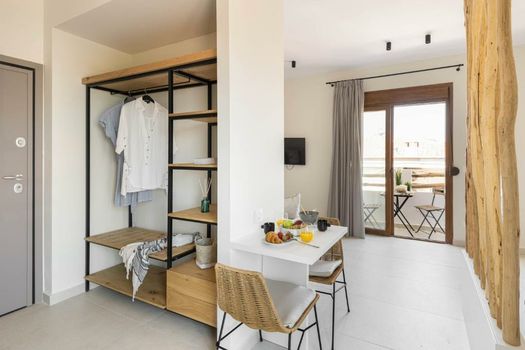Palm Suites