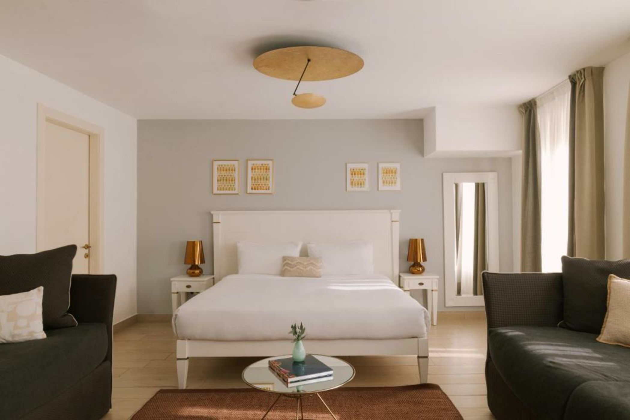 Sonder Salute Palace