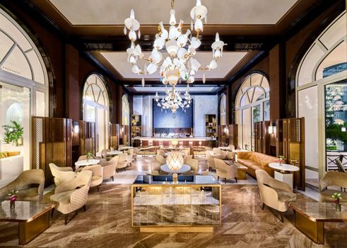Carlton Cannes, a Regent Hotel