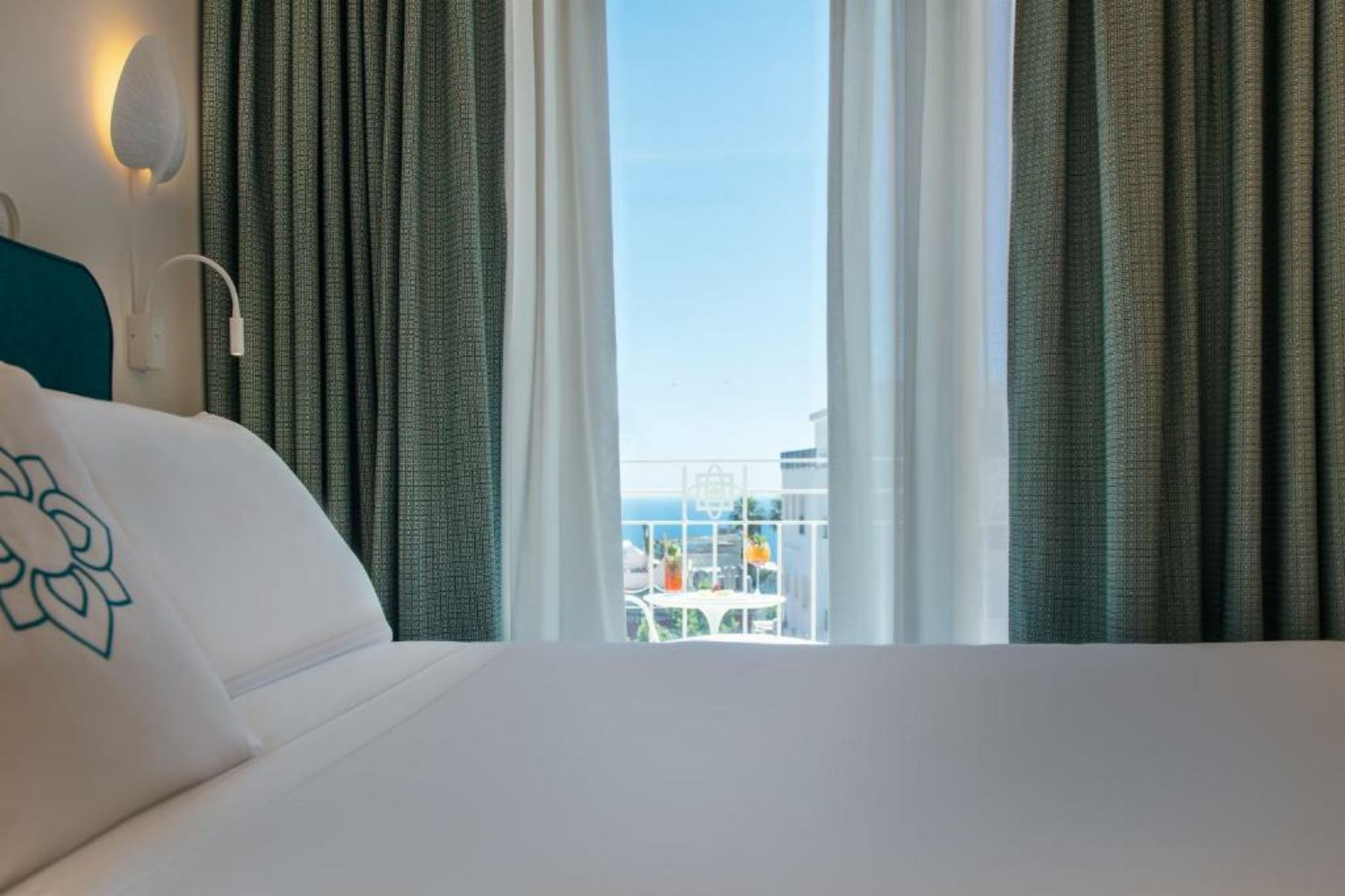 Pazziella Garden & Suites