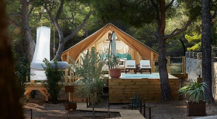 Abeille Maison Glamping Resort Zlatni Rat -Adults Only