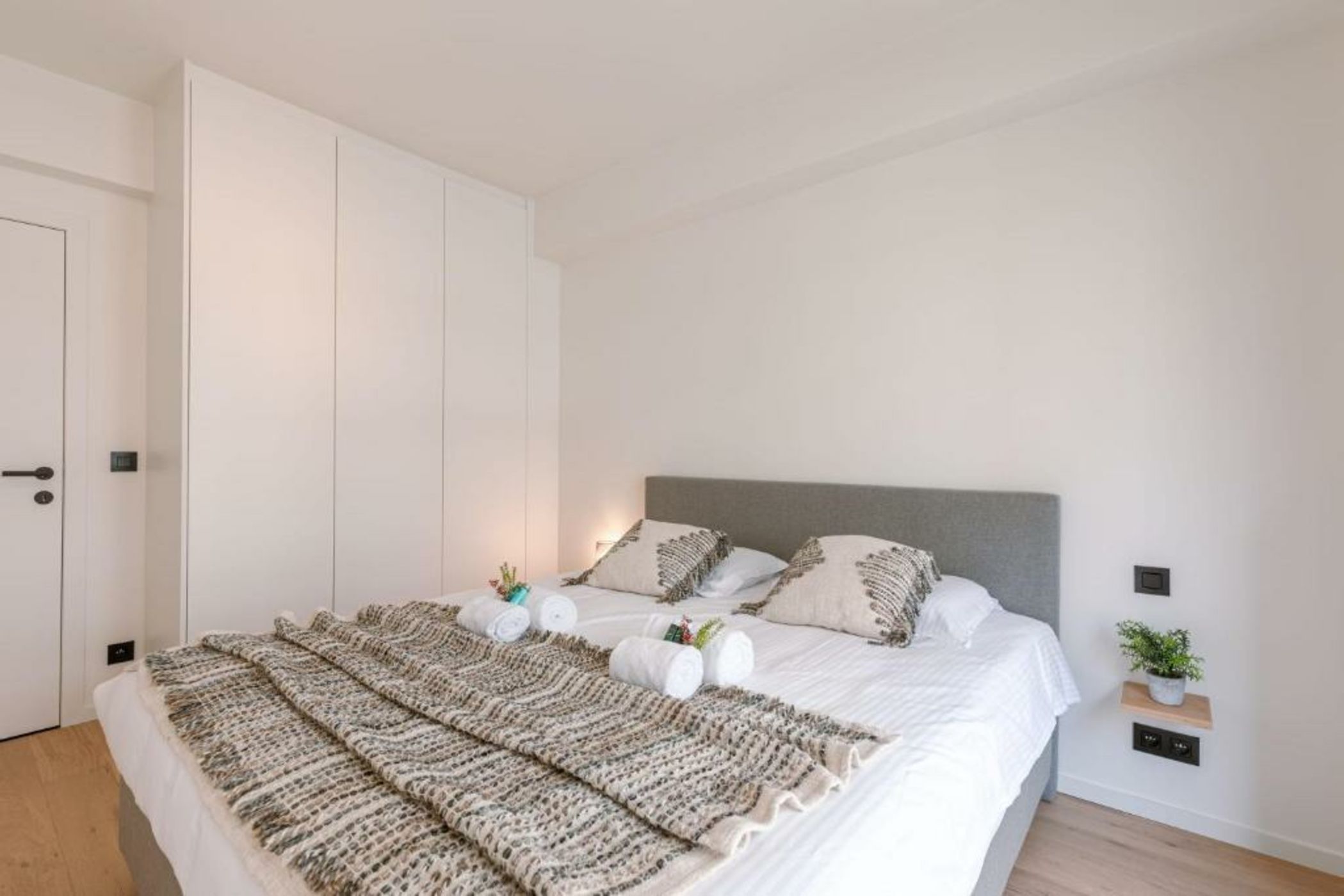 Stunning fully renovated apartment in Knokke-heist for 6 persons