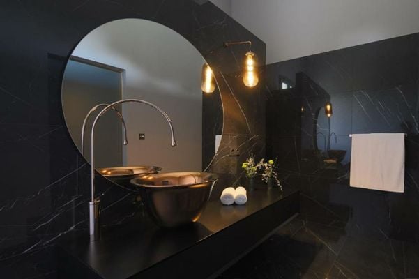Sa Suites