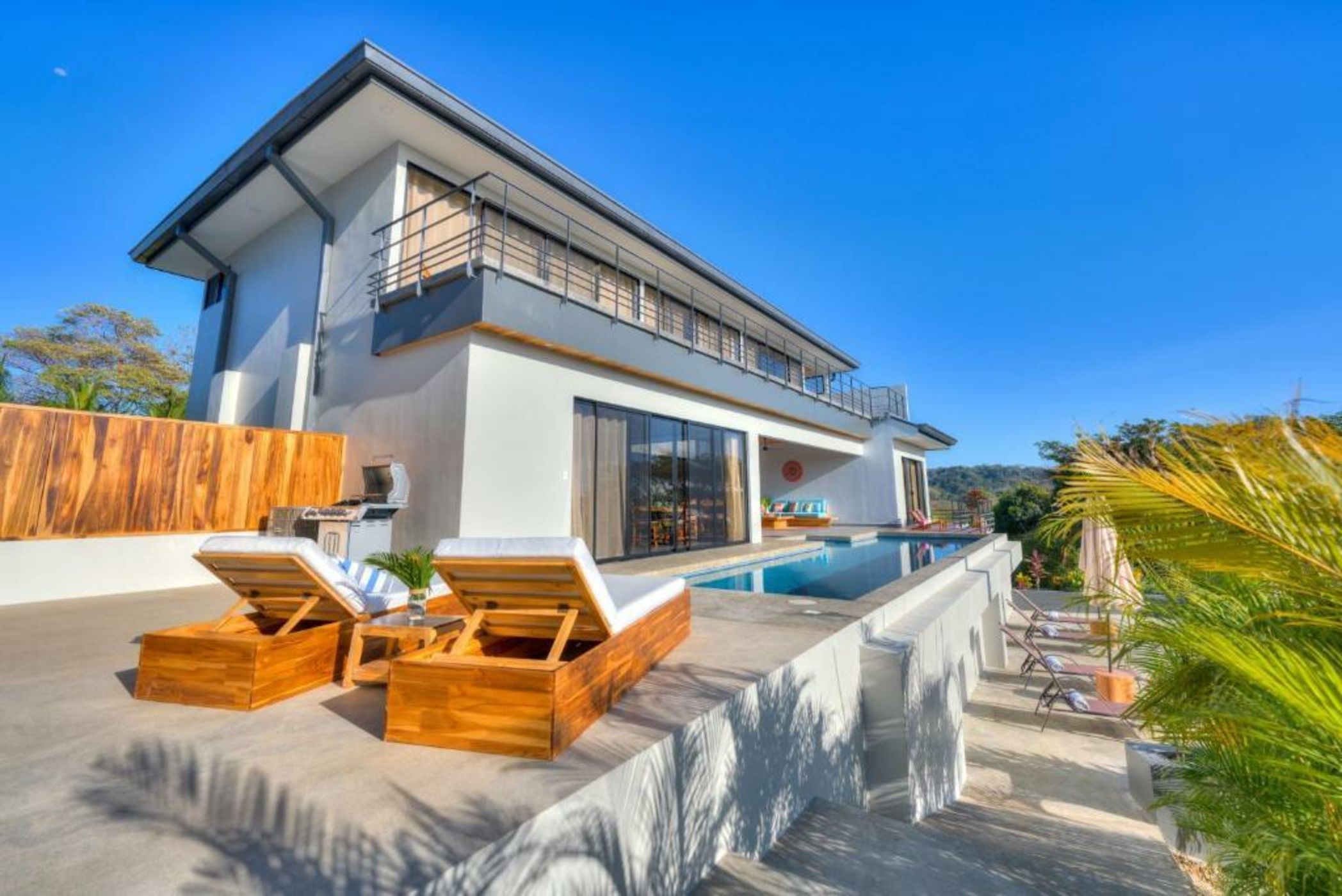 Casa Ojos Azules, Nosara. New Listing