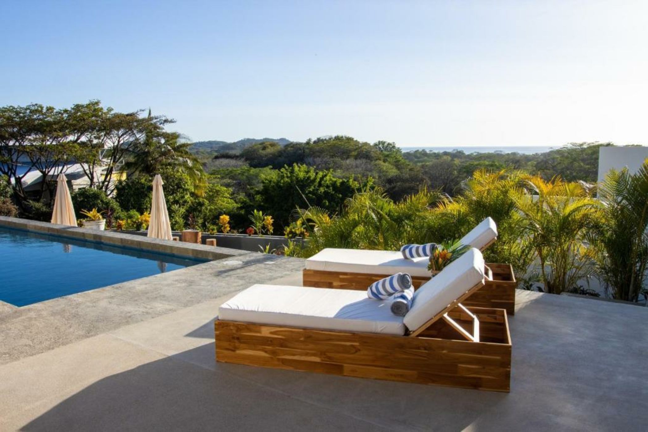 Casa Ojos Azules, Nosara. New Listing