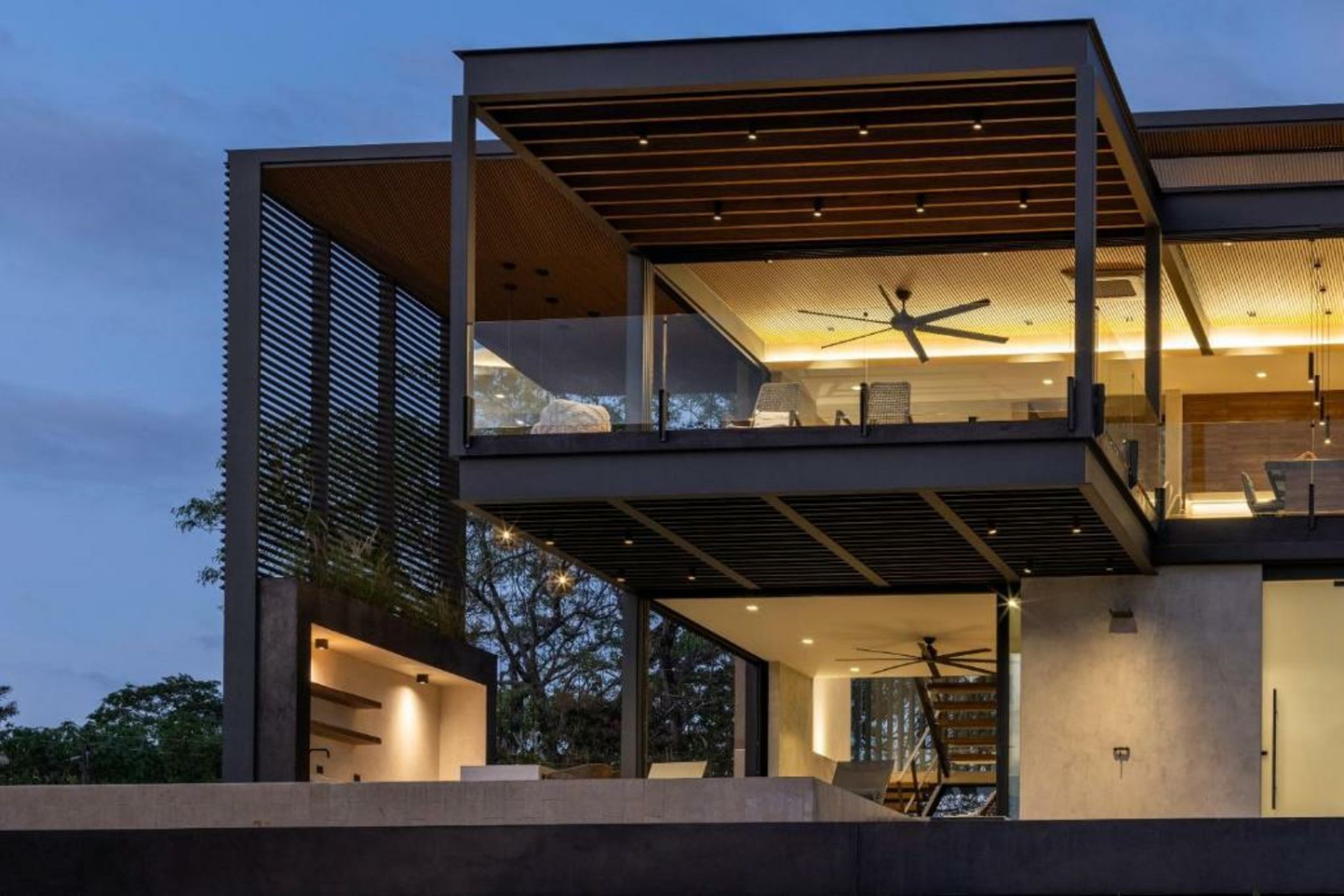 La Perla Negra Home, Luxurious Private Retreat, Ocean Views