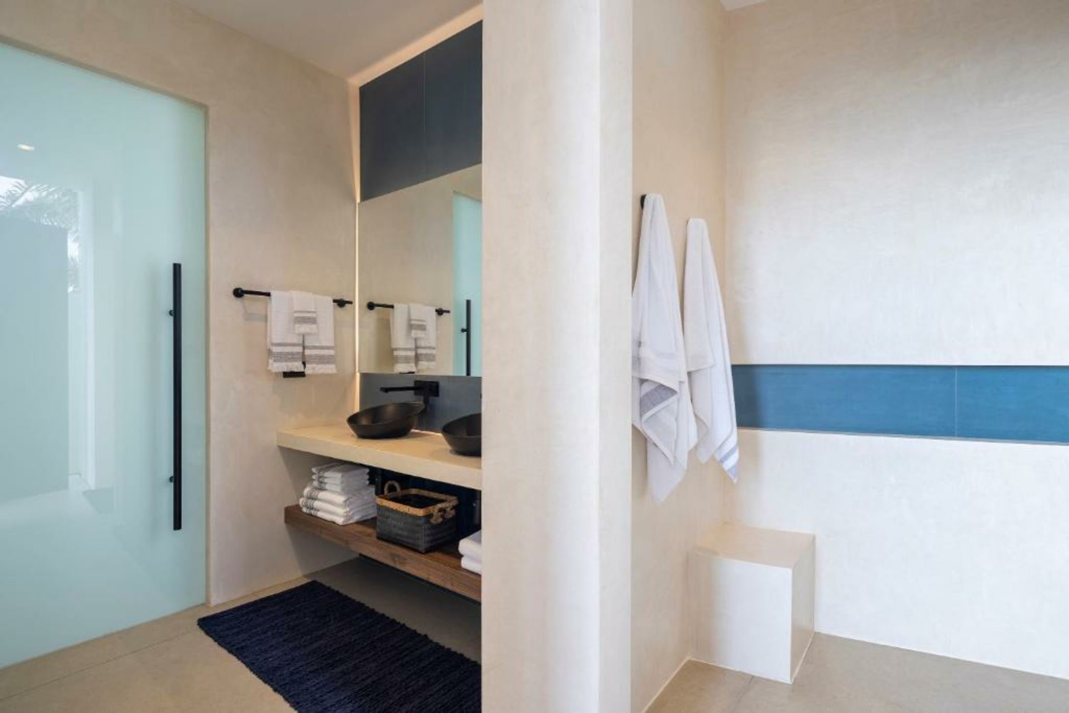 La Perla Negra Home, Luxurious Private Retreat, Ocean Views