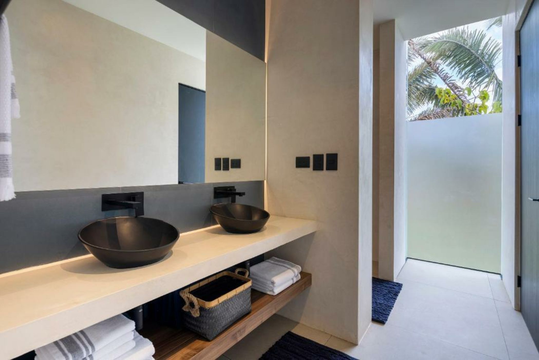 La Perla Negra Home, Luxurious Private Retreat, Ocean Views