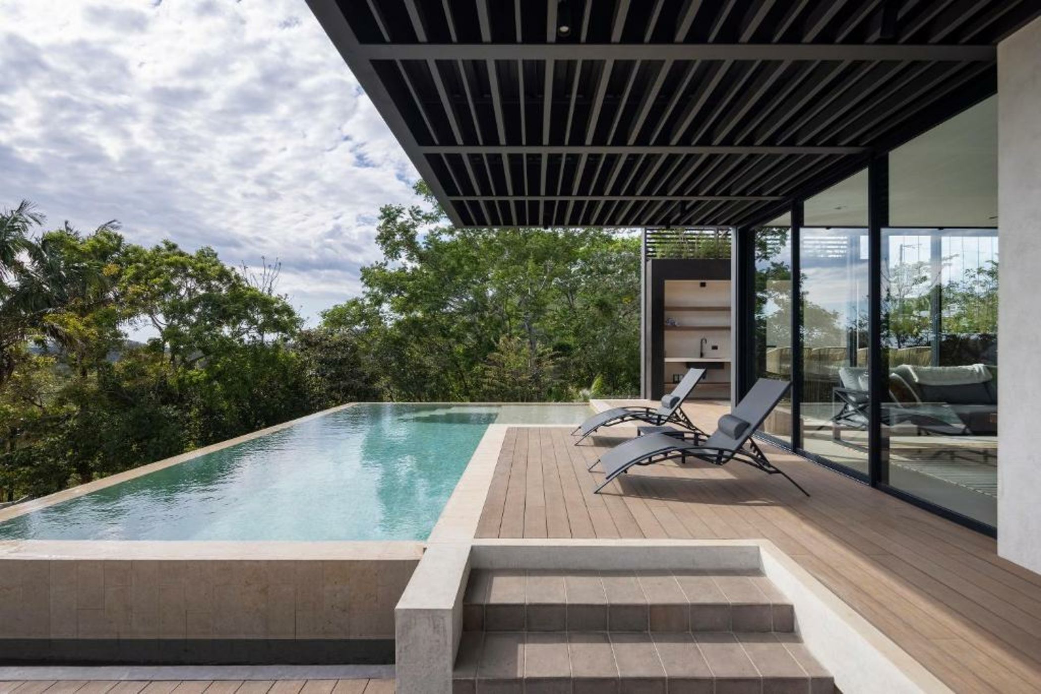 La Perla Negra Home, Luxurious Private Retreat, Ocean Views