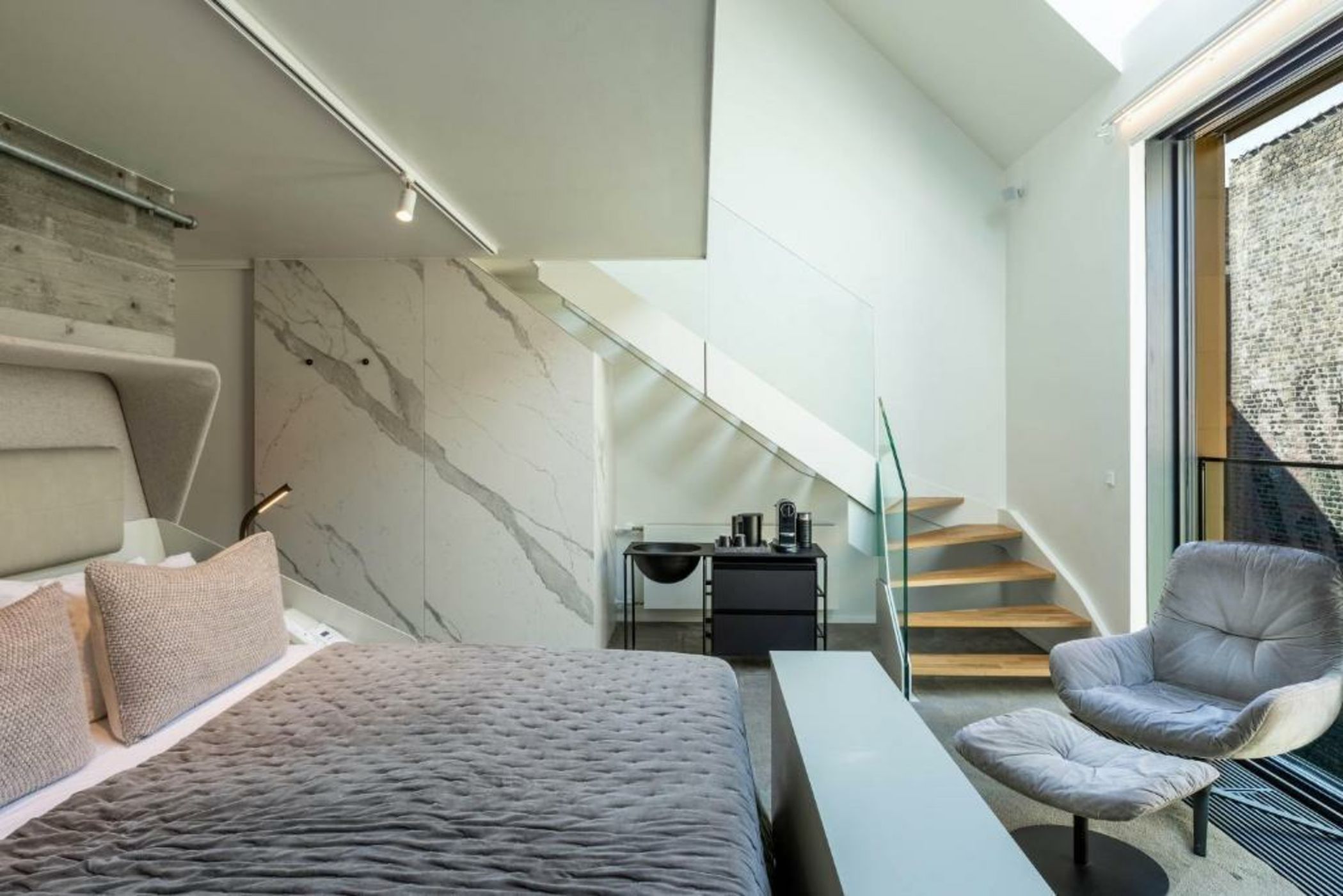 the Socialist, a Tribute Portfolio Hotel