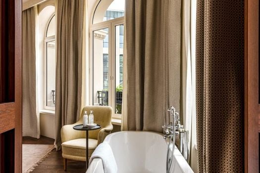 Château des Fleurs Hôtel & Spa Paris