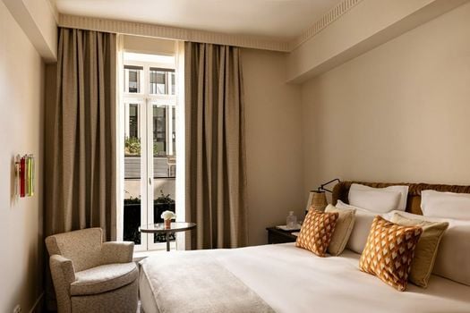 Château des Fleurs - Paris Champs-Elysées