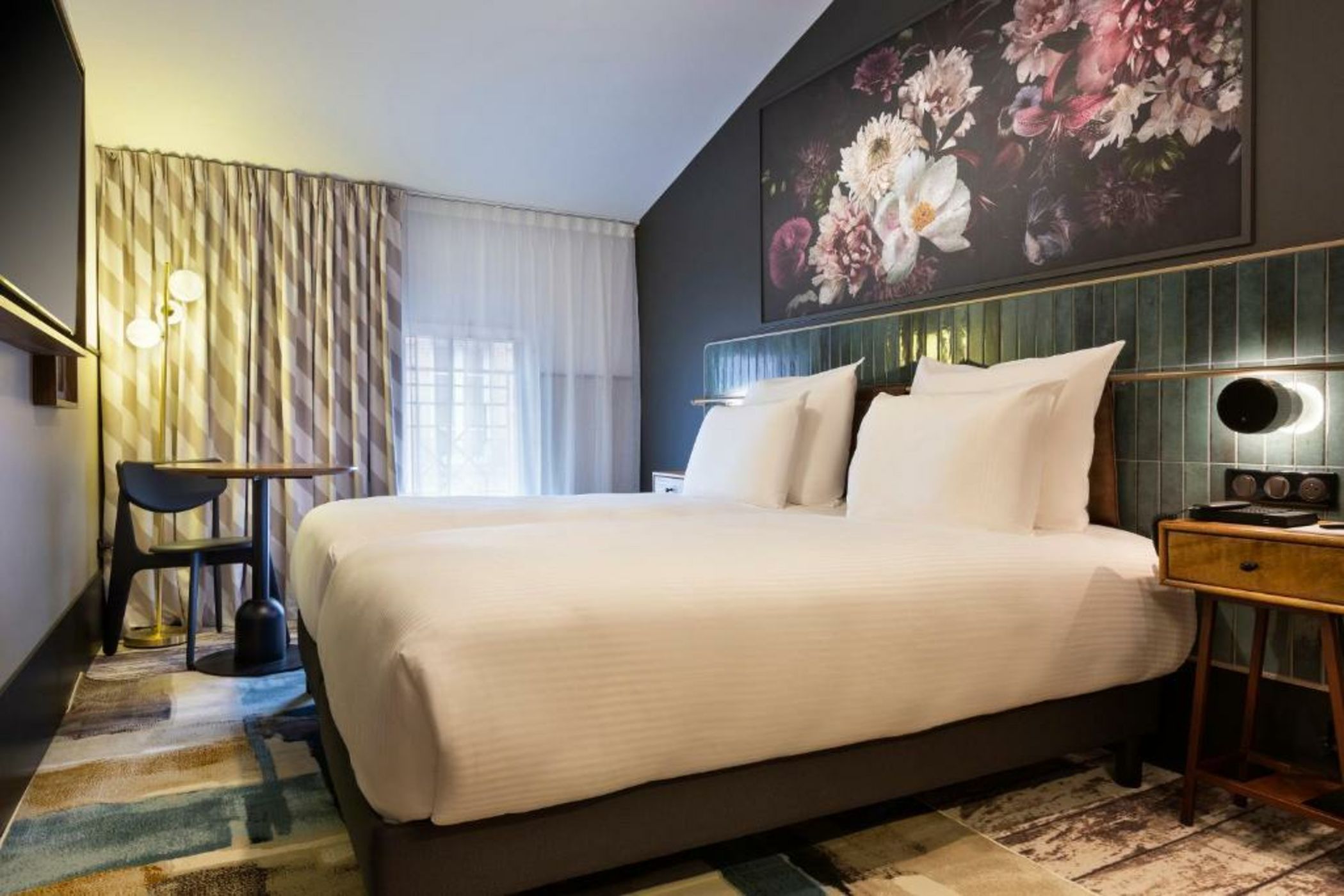 Hotel Les Capitouls Toulouse Centre - Handwritten Collection