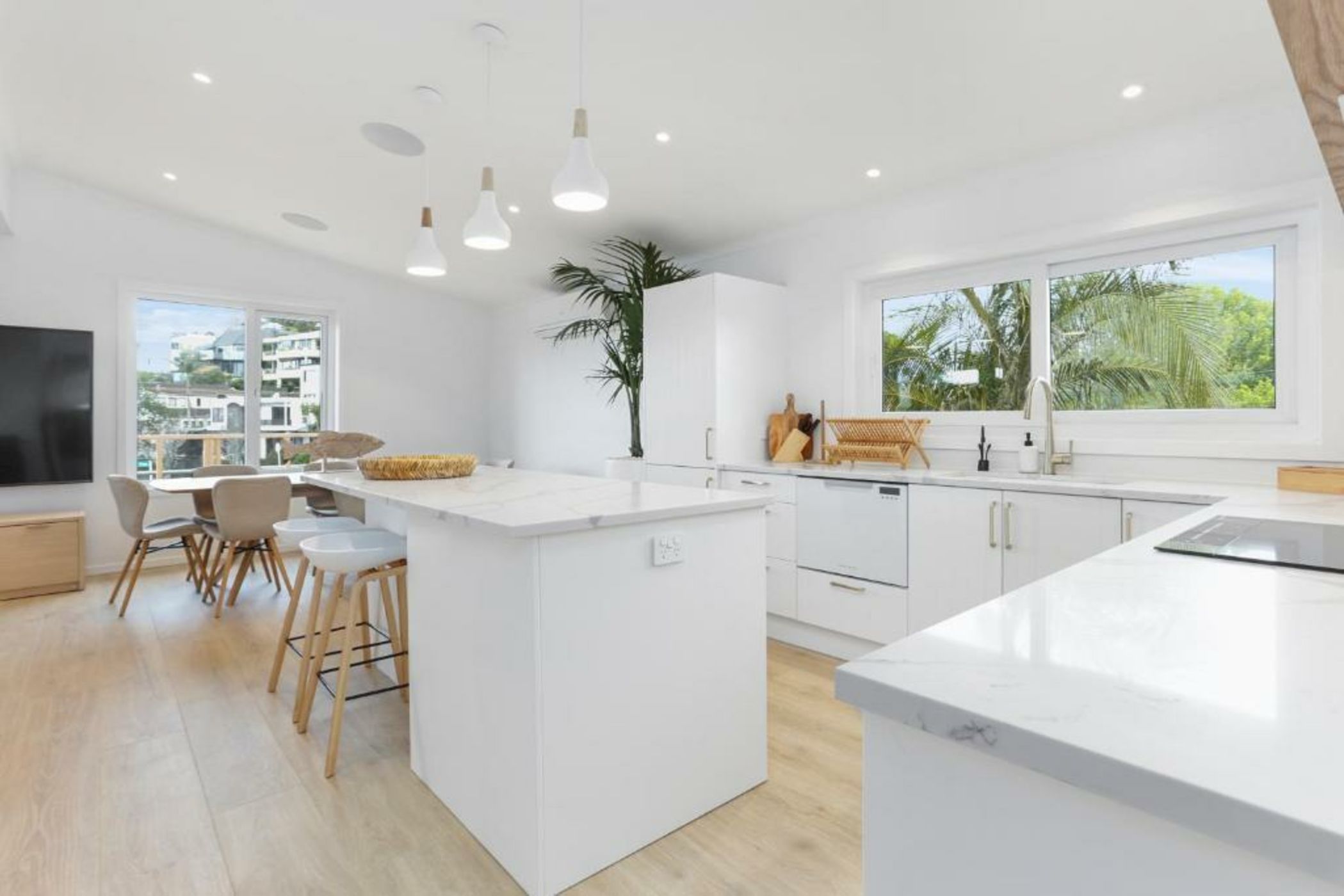 Stay Coastal - Mission Bay