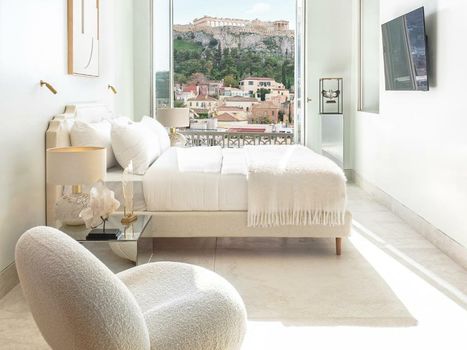 The Dolli at Acropolis
