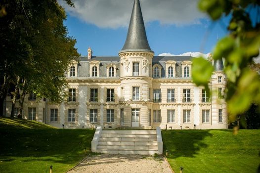 Le Château d Hardricourt