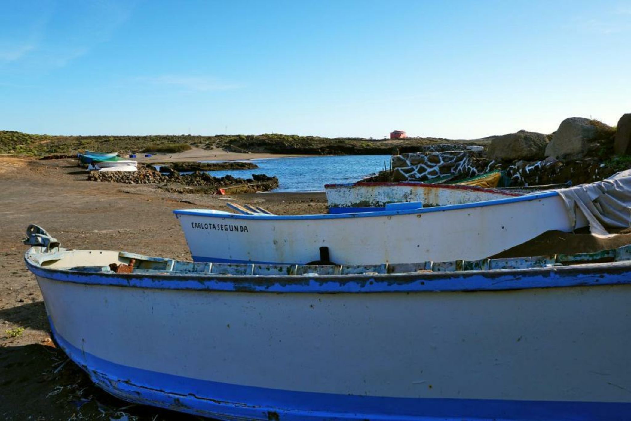 Nivaria Beach Apartments and Villas