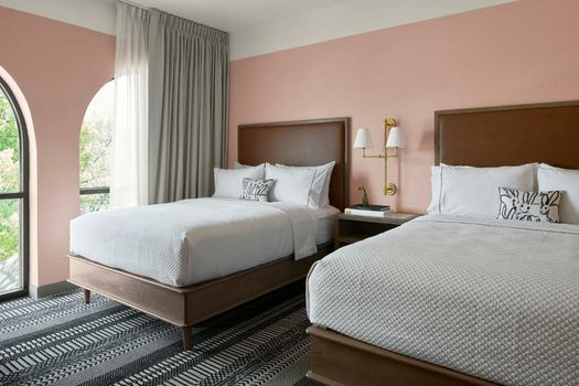 The Memphian a Tribute Portfolio Hotel