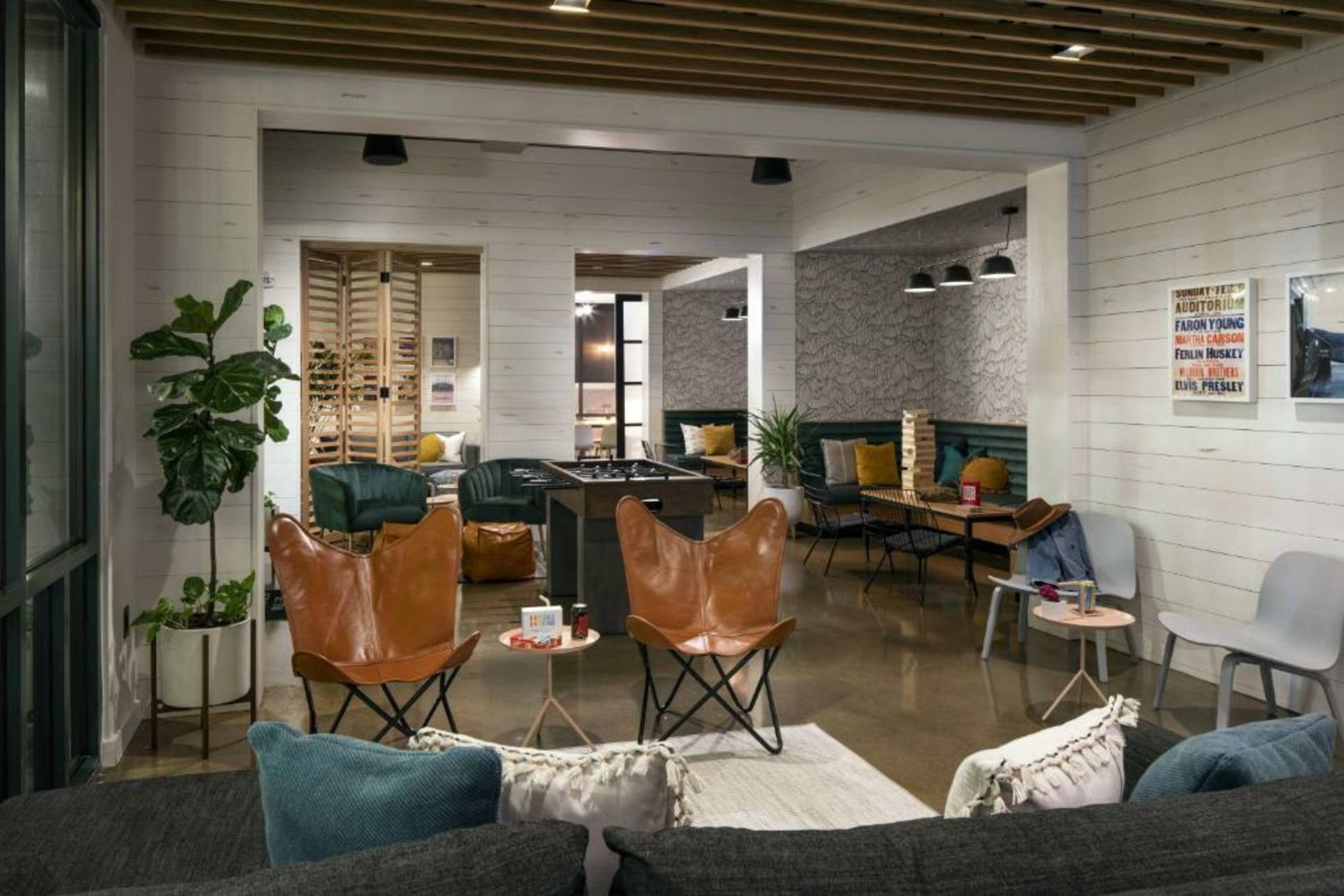 MOXY Memphis Downtown